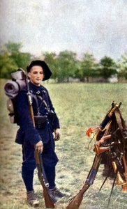 1914年9月、パリ東方のマルヌの戦いの最中のフランス山軍の兵士（オートクローム）